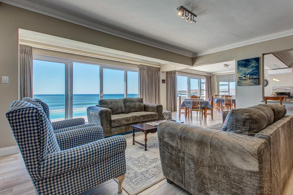 Hotel Marine Manor à Mossel Bay Extérieur photo